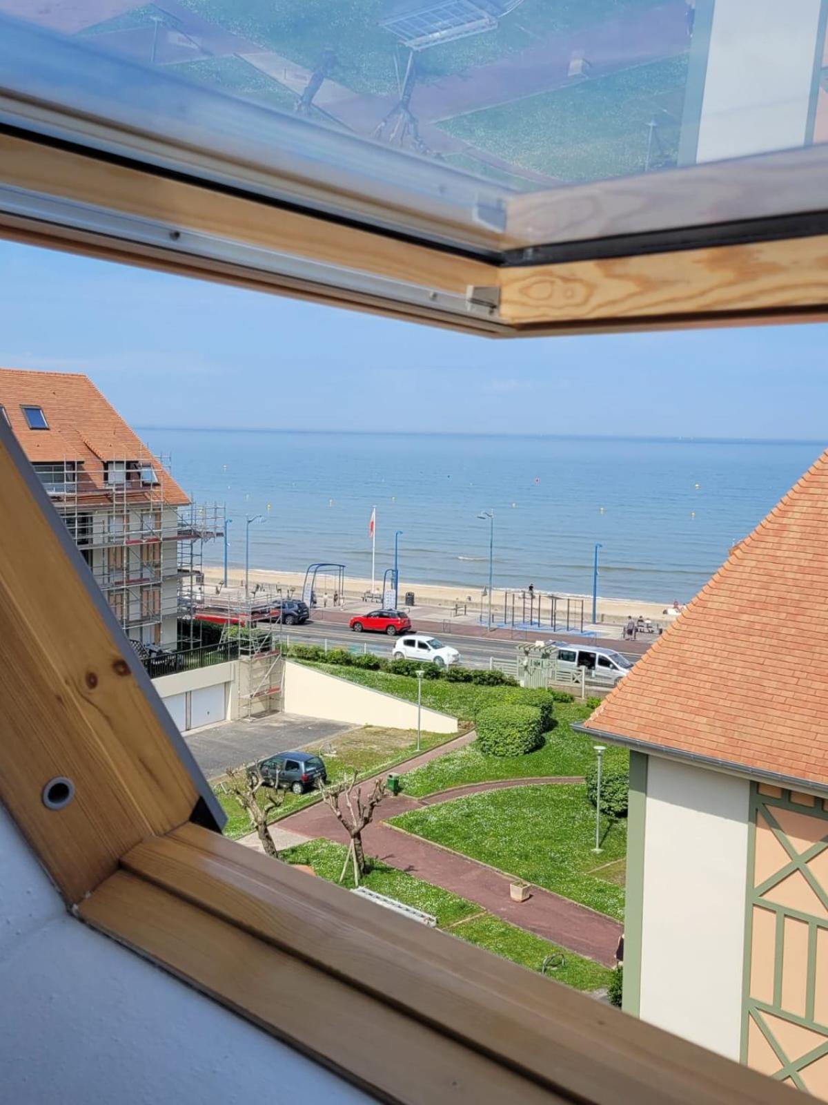 "Mon Evidence!" Magnifique Appartement Vue Mer Et Acces Direct A La Plage Вилер-сюр-Мер Екстериор снимка